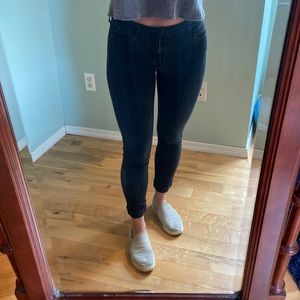 Old Navy Black Skinny Jeans - Size 4